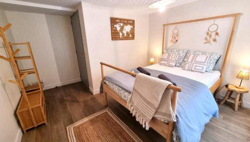 Bali'Sed Triplex bohème près du Château à Sedan, idéal 2 couples, ONLY ADULTS - Foto 4