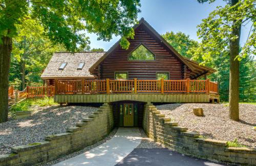 Family Home with Indoor Pool about 2 Mi to Elkhart Lake! - Foto 38