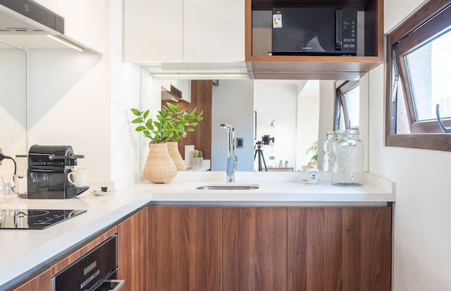 The Place - Photo 26