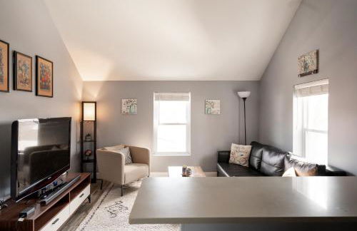 Walk to WP Gate and Free Parking - Foto 3