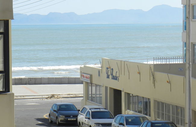 Silver lining beach apartment - Foto 39