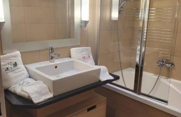 Hakuna Matata domaine des 3 forets-PMR-6 personnes sauna balneo-acces aquamondo non inclus - Foto 22