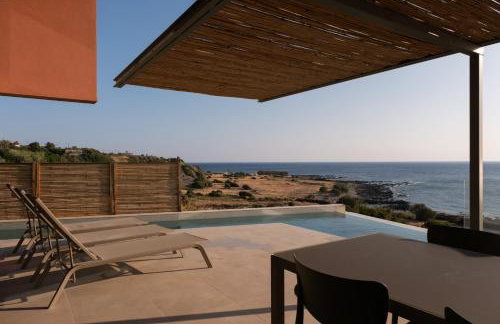 Casa Tarrha- Beachfront Villa with Heated Pool - Foto 61