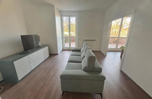 Grazioso appartamento Peschiera Borromeo a 10 minuti in auto da Milano, aeroporto Linate e ospedale Cardiologico e di San Donato - Photo 6