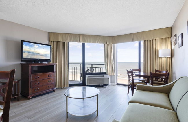 Ocean Front Condos at Patricia Grand - Foto 34