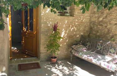 Bastidon, Petite bastide pour 2 avec bassin et jardin privé - Foto 4