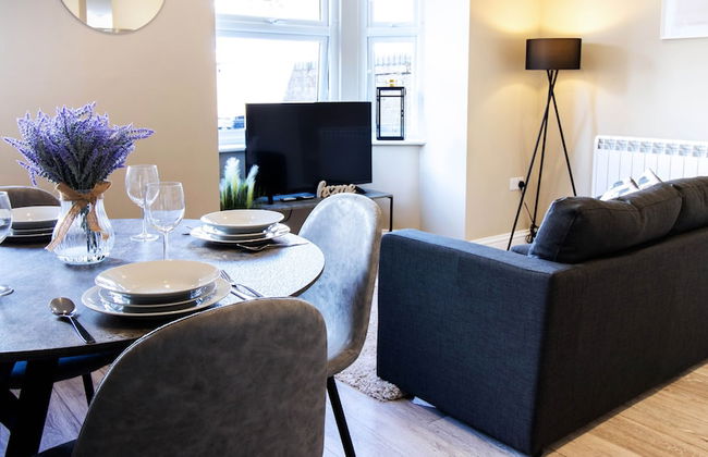 2 Bed 1 Bath Town Center Apartment - Foto 21