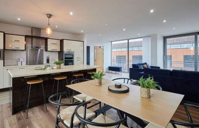 Host Stay The Knight Street Penthouse II - Foto 10