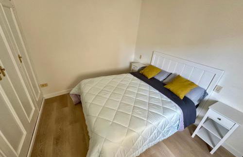 Apartamento DENTRO DE MURALLA y PARKING GRATUITO en pleno centro - Foto 2