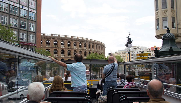Valencia Tourist Bus - Photo 4