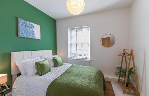 Spacious 2-Bed Flat with Panoramic Views - Foto 1