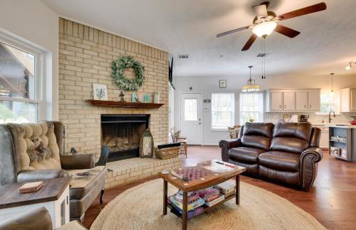 Waterfront Home with Boat Dock on Lake Conroe! - Foto 3