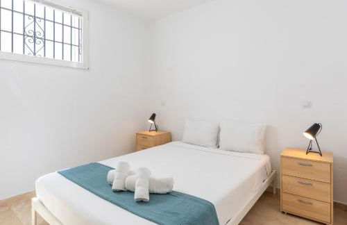 Casa Torremuelle II - Townhouse with private Pool & BBQ near Playa Bonita - Photo 13