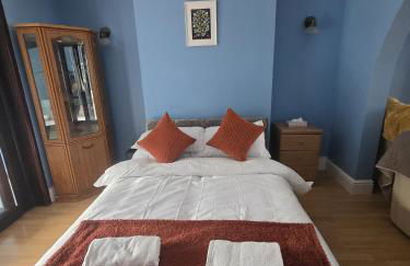 4 Bedroom Central Birmingham - Foto 1