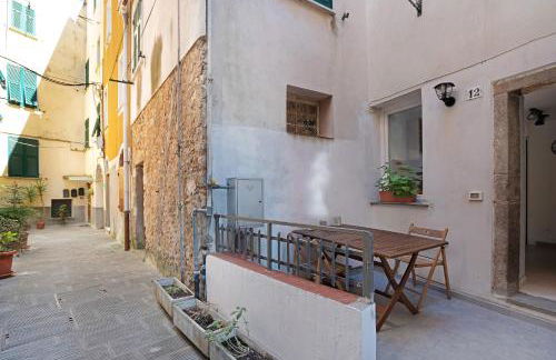 Hemingway's Shelter - Photo 4