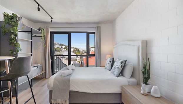 The Ivory 208 - Photo 3, Room