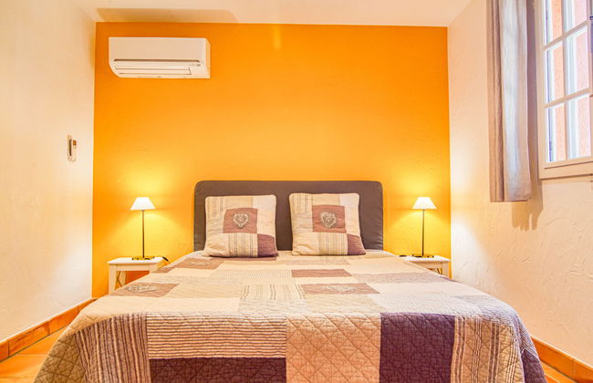 4 bedroom House in Bagnols-en-Forêt with private pool and garden - Photo 26