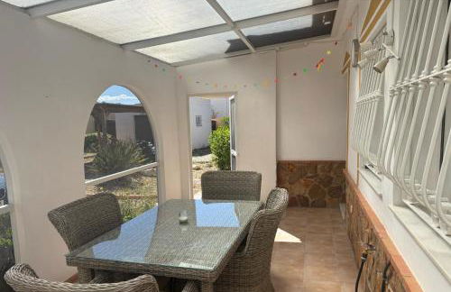 Casa Bueno- Sleeps 7 Private Pool & AirCon - Foto 54