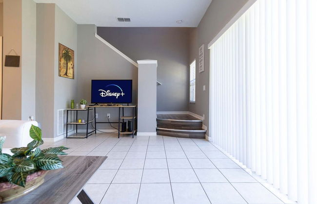 3BR Townhome Steps From Theme Parks Sleeps 6 - Foto 9