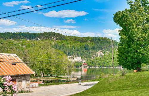 Lake and Mtn Views Vermont Couples Retreat! - Foto 3