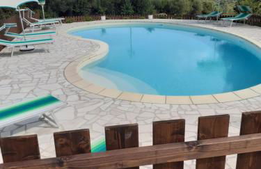 agriturismo gli olivastri -appartamento bel vedere con piscina ,solarium e vista mare,climatizzatore ,wifi - Photo 5