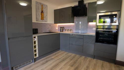 Penthouse 3 Bed, Large HotTub Long stay Discount - Foto 2