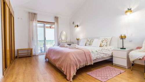 Bright 3-BR in Guia with Shared Pool by Lisbeyond - Foto 3