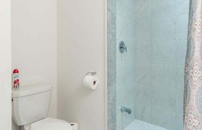 4BR 3BA Townhouse on Lake Ontario Free Parking Gym - Foto 70