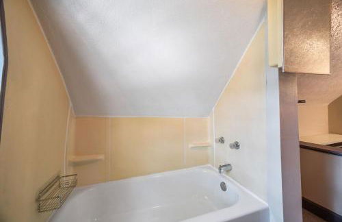 Bamboo Retreat- Private Parking -New Reno -Central - Foto 17