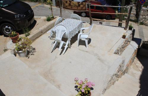 Apartments by the sea Valun, Cres - 8081 - Foto 8