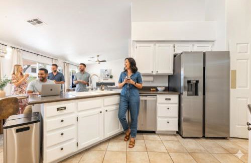 Luxury Vegas Escape,Pool, Playroom & Mtn Views - Foto 32