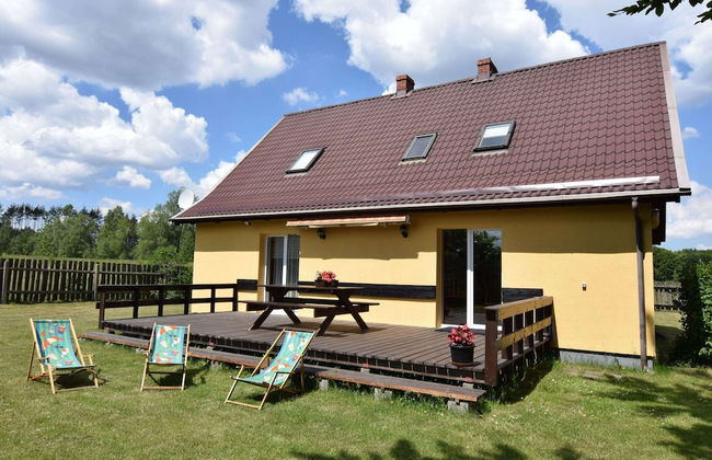 Cottage in a Quiet Location by the Lake Mausz, Parchowo in Kashubia - Photo 1