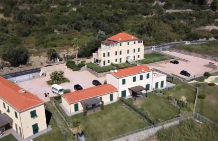 Cluxury-Torre dei Saraceni BOUTIQUE APT BY THE SEA Beach, Pool,Private Jacuzzi, Parking - Foto 39