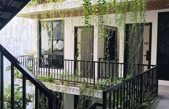 The Eudora Homestay - Photo 67