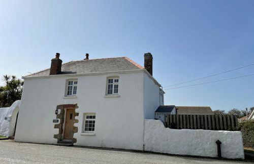 Cornwall Coastal Cottage - Beautiful & Stunning - Photo 2