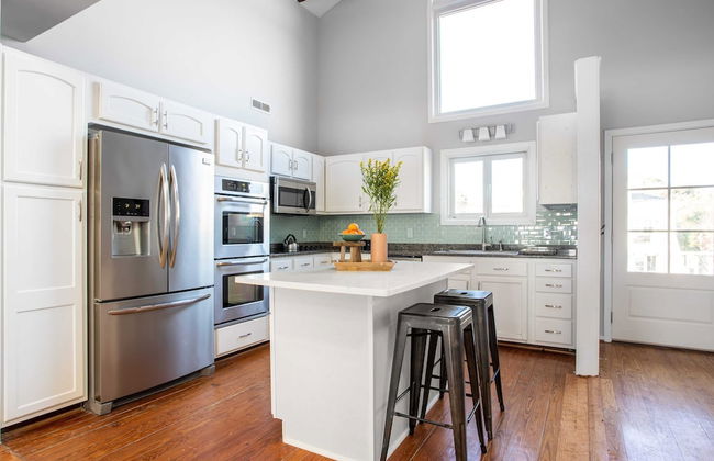 Lighthouse by Avantstay Beachfront View Home w/ Pool Table & Ping Pong - Foto 9