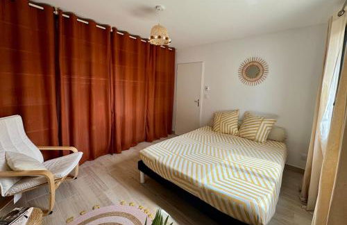 Villa moderne 120m2 avec bain nordique - Photo 17