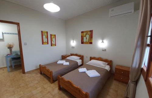 Family Friendly Kalliopi Apt - Photo 4