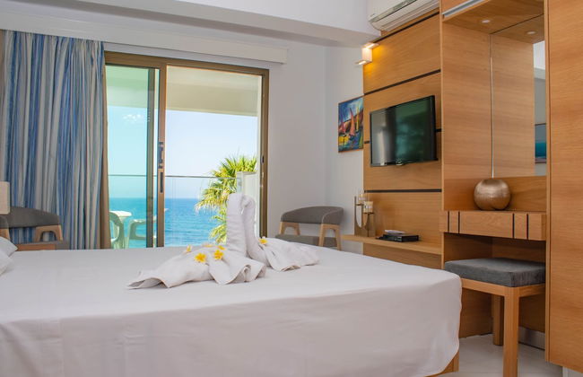 Rododafni Beach Apartments - Foto 7