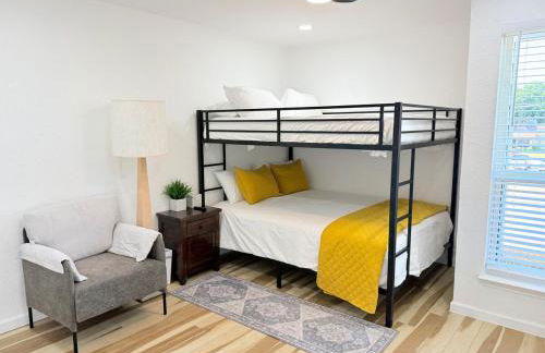 Arlington Entertainment District Home Blue Door - Foto 13