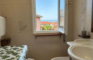 Appartamento vicino al mare con parcheggio - Foto 16