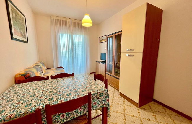 Sea Front Apartment in a Residence With Pool - Foto 12