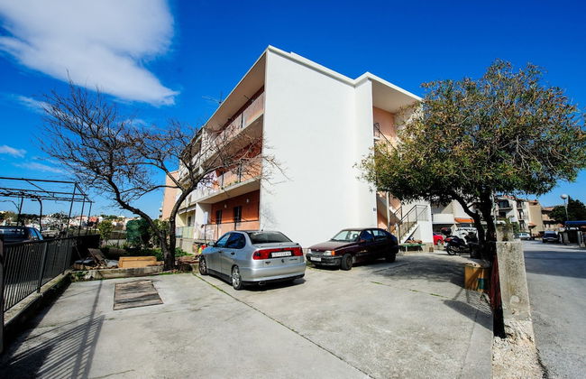 A3 Apt w Balcony & sea View,2 min Walking to Beach - Photo 15