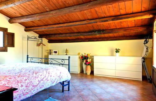 Apartment with Sunny Balcony overlooking Introdacqua - Foto 20