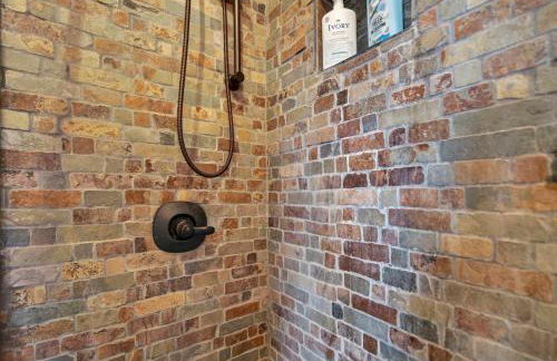 Cozy Mountain Retreat with Hot Tub & Fire Pit - Foto 53