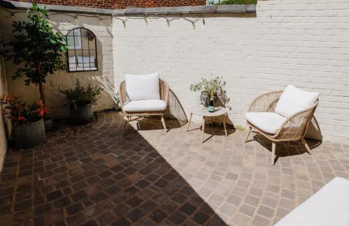 New listing Stunning Hoole home Perfect spot - Foto 23