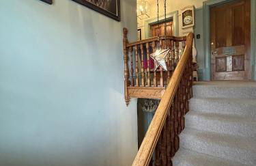 Vale House, Belvoir Castle - Photo 6