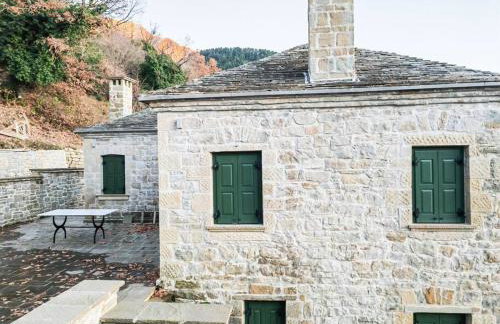 Waterfall Kataraktis Vatatsi - Foto 39