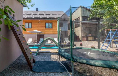 4 Bedroom Stunning Home In Plaski - Foto 25