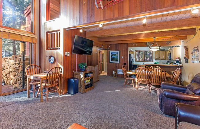 Winterset #33 - Near Golf, Shops & Eats! - Foto 15